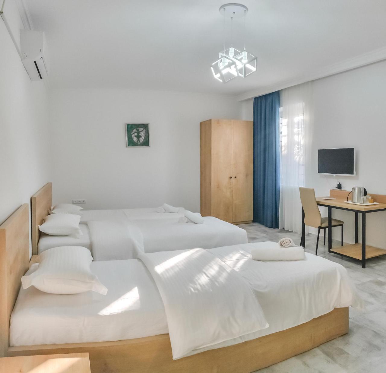 Westay Hotel Tiflis Dış mekan fotoğraf
